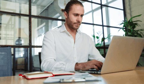 A customer in New York engaging with the step by step Academic translation process for their academic records.